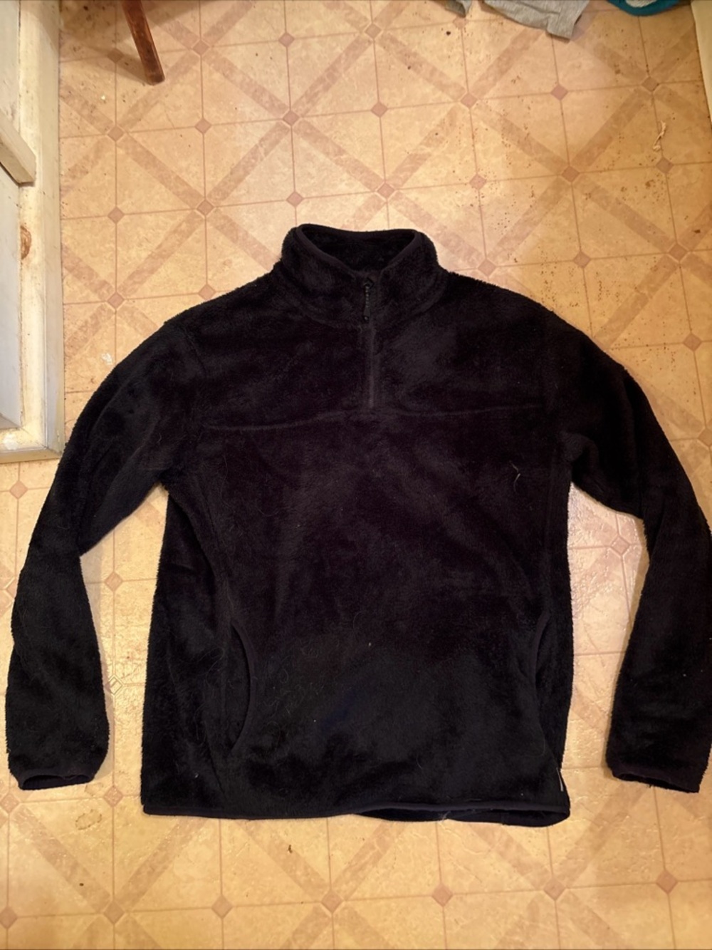 Women’s Eddie Bauer Black Quarter-Zip High Pile Comfy Fleece Pullover